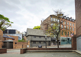 保罗列维尔之家