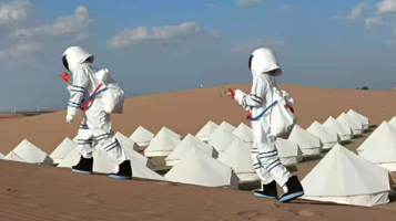 腾格里沙漠百纳户外露营地