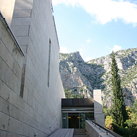 德尔菲考古博物馆