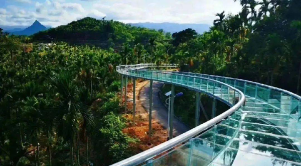 五指山水云居空中玻璃漂流