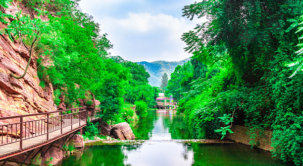 龙潭大峡谷