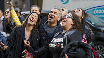 纽约百老汇《真女有形》