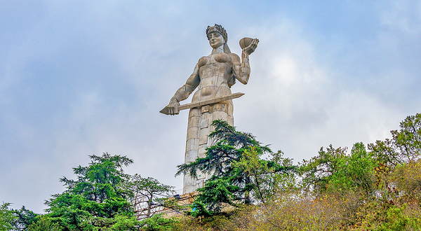 格鲁吉亚之母雕像