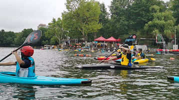 双合石头记皮划艇俱乐部