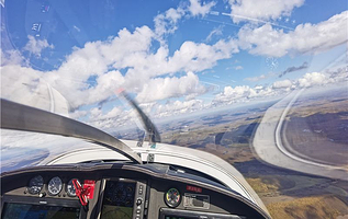 棋盘机场新辰飞行俱乐部