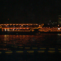 迪拜河游船夜游