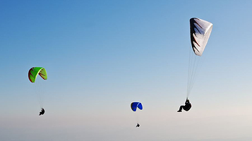 风之翼滑翔运动俱乐部