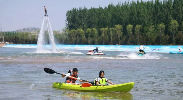 东平湖流浪水世界