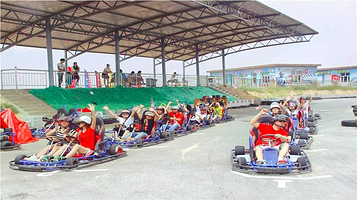 鄂尔多斯市九城宫草原漫瀚文化旅游区