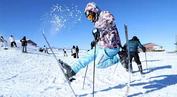 中冶德贤滑雪场