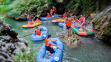 响马河漂流