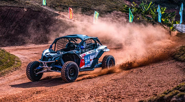 华家班赛车主题公园