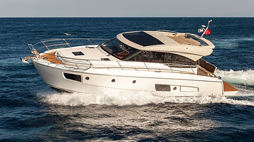 双月湾海上青年俱乐部