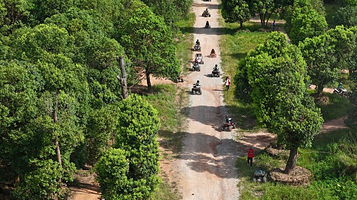 侨鑫超越越野车基地