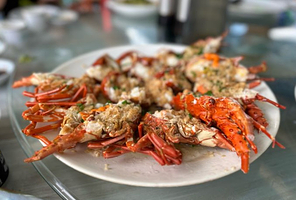 疍家渔排海鲜餐厅