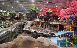 琵岩山温泉古村落