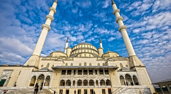 科札德佩清真寺