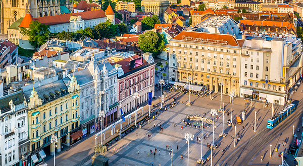 耶拉契奇总督广场