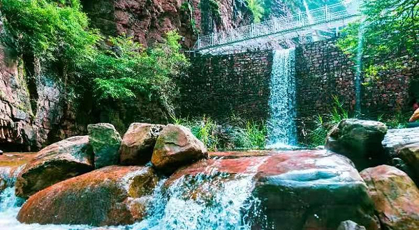 湖洞水景区