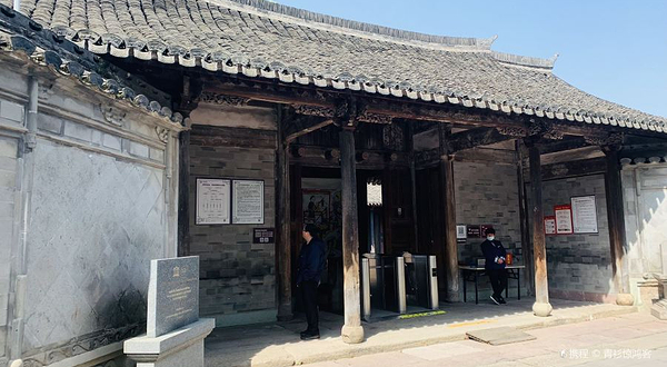 冯岳彩绘台门