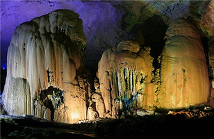 织金洞国家重点风景名胜区-寿星宫