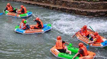 象山龙溪峡谷漂流