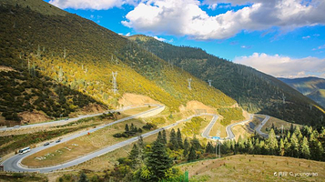 天路十八弯观景台