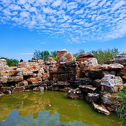 沧州铁狮与旧城遗址公园