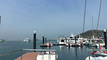 连岛海上游艇俱乐部