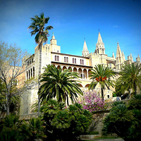 阿尔穆戴纳王宫