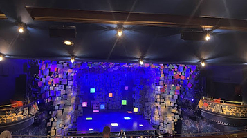 伦敦《玛蒂尔达》音乐剧