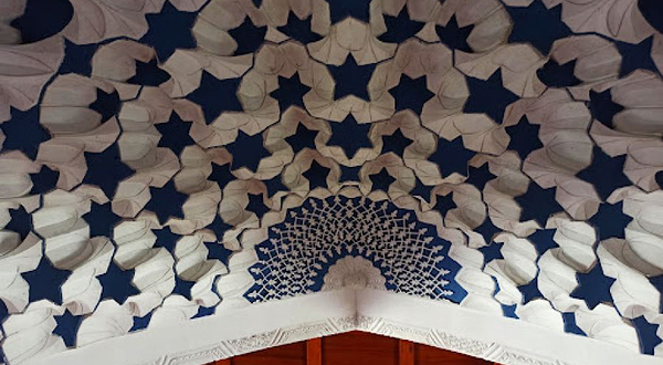 Mechet' Posolka Charyn