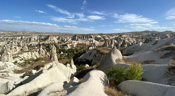 Pigeon Valley Trailhead East