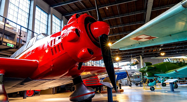 波兰航空博物馆