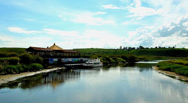 黑山头界河景区