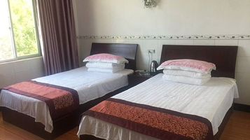 兴文石海洞乡旅游区-夫妻峰