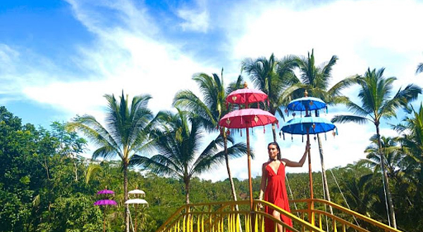 巴厘岛欢乐秋千