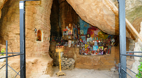 马达拉骑士浮雕