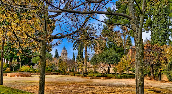 赫内拉利费剧场