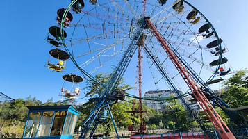 第比利斯动物园