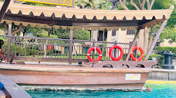 Dubai Fountain Lake Ride