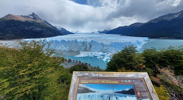 Perito Moreno Glacier Walkways