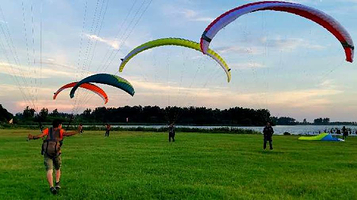 即刻飞行滑翔伞俱乐部