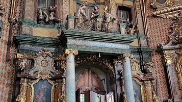 Kostel Nanebevzetí Panny Marie a sv. Karla Velikého