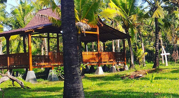 wisata Gumuk Kancil Pulau Merah