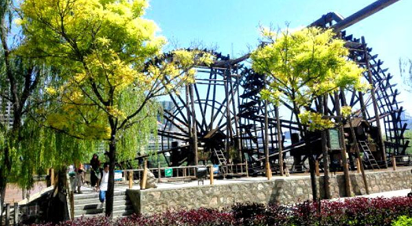 兰州水车博览园-脚踏手摇水车