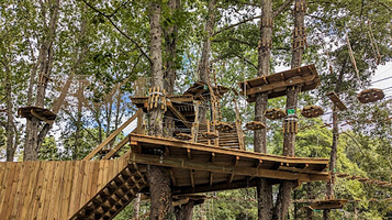 AccroCamp Nantes | Accrobranche 44