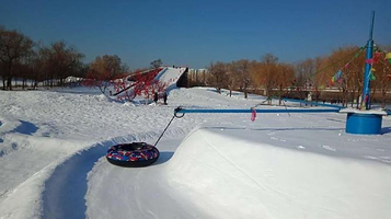 辽阳太子河高尔夫俱乐部