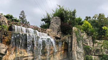 青鱼湾温泉河谷