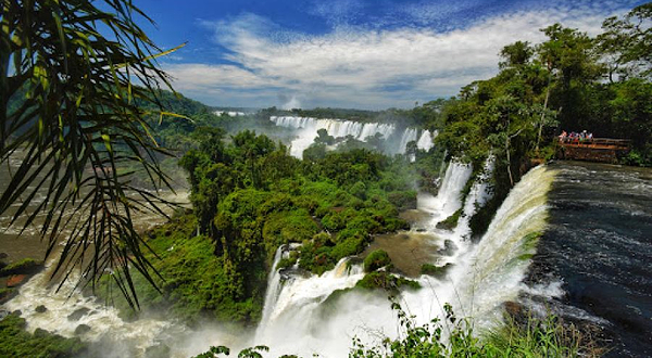 Lookout Devil's Throat